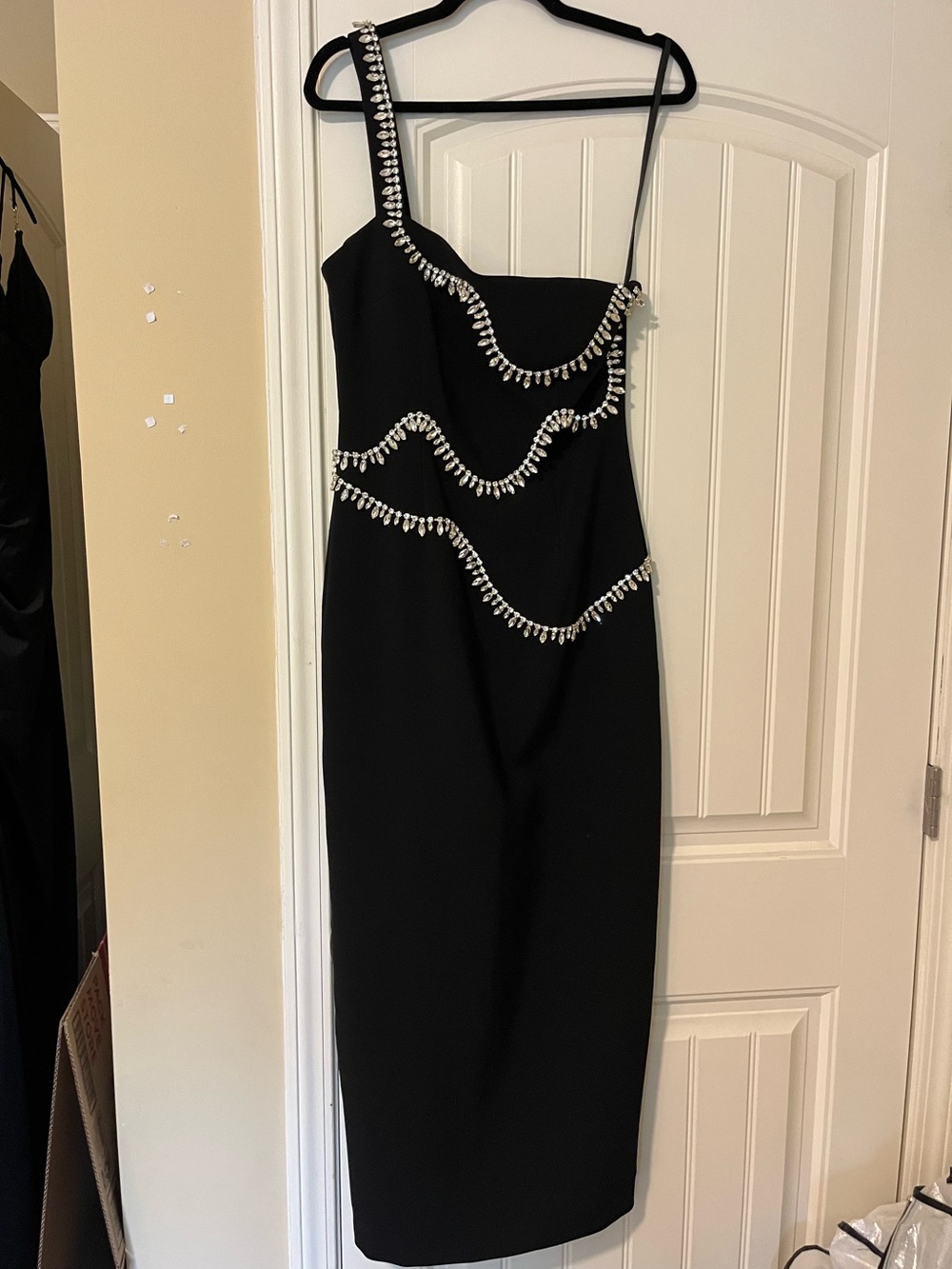 Gianni Bini Stella Black One-Shoulder Crystal Embellished Formal Gown Dress